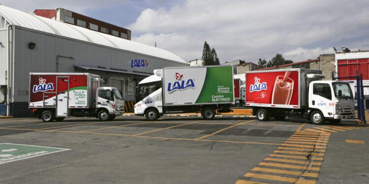 Grupo LALA integra a su flotilla nuevos vehículos eléctricos en 2023