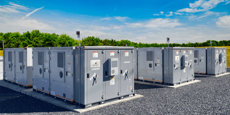 Almacenamiento de energía alcanzaría 42GW/99GWh en 2023