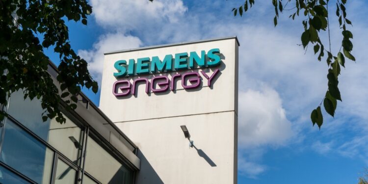Triton adquirirá Siemens Energy Trench Business