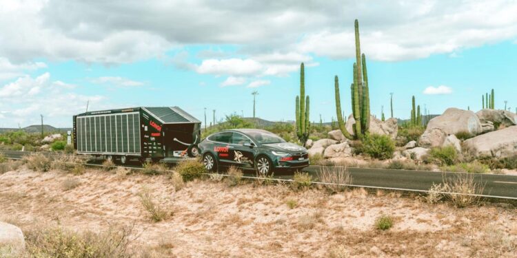 Llega a México el auto “Mariposa Solar”, busca soluciones al cambio climático