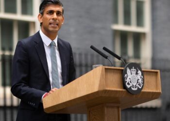 Rishi Sunak anuncia inversiones por 29,500 millones de libras en sectores estratégicos de Reino Unido