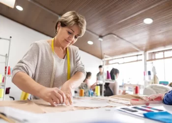 BID Invest lanza WeCode, Código de Financiamiento para la Mujer Empresaria