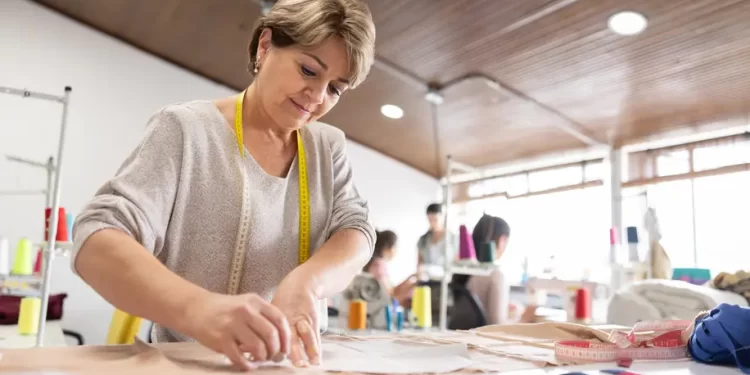 BID Invest lanza WeCode, Código de Financiamiento para la Mujer Empresaria