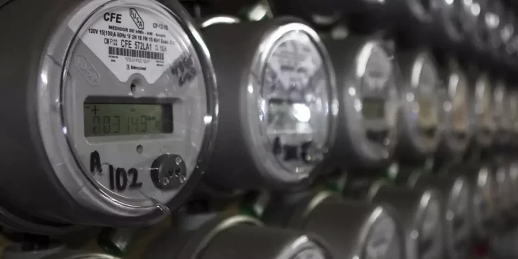 Tarifas eléctricas repuntan 22% y ponen piso a la inflación anual