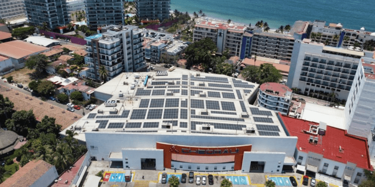 Energía Real construye 60 centrales fotovoltaicas para Chedraui