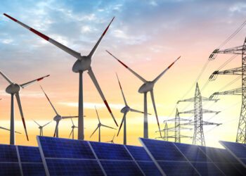 Altas tasas de interés obstaculizan las transición energética; encarece los proyectos en el corto plazo, en el largo vienen los ahorros