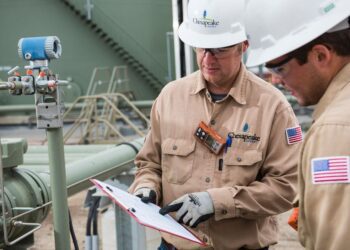 Southwestern y Chesapeake Energy buscan fusionarse; la operación ascendería a 17,000 mdd