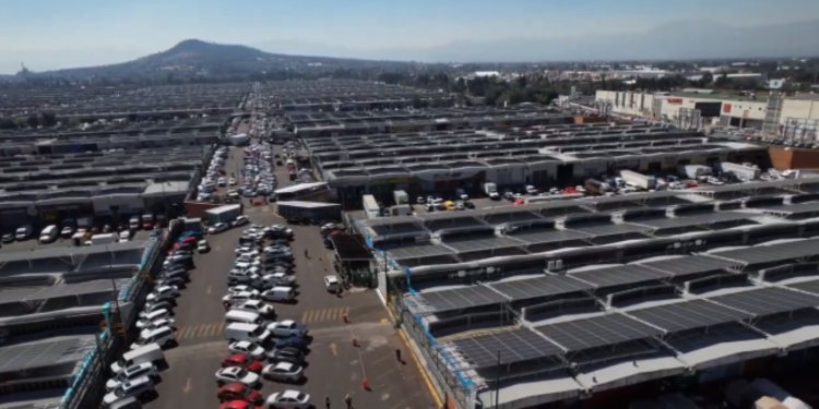 Planta Fotovoltaica en la Central de Abasto queda en manos de la CFE