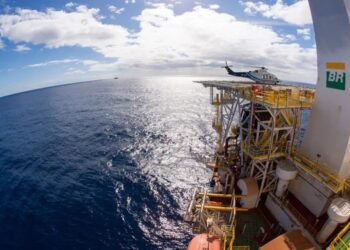 Baker Hughes se adjudicó contrato de servicios de construcción de pozos plurianuales con Petrobras