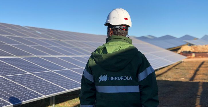iberdrola inicia la construcción de la primera planta fotovoltaica en California