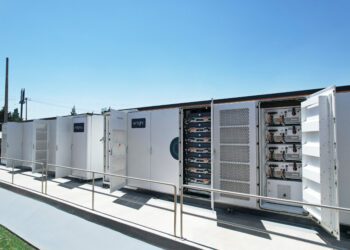 Sistemas de almacenamiento mejoran la eficiencia de las energías renovables