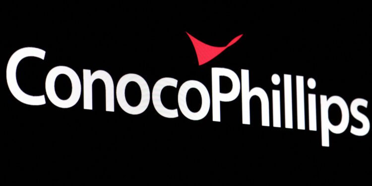 Ola de fusiones en Oil & Gas: ConocoPhillips compra Marathon Oil por 22,500 millones de dolares.