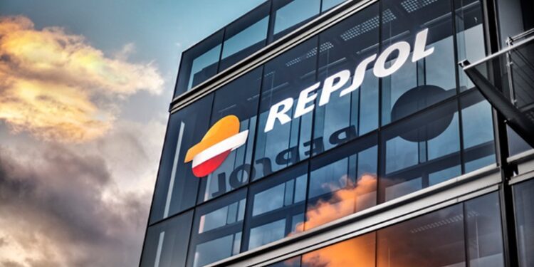 Saudi Aramco busca una participación minoritaria en la filial de renovables de Repsol