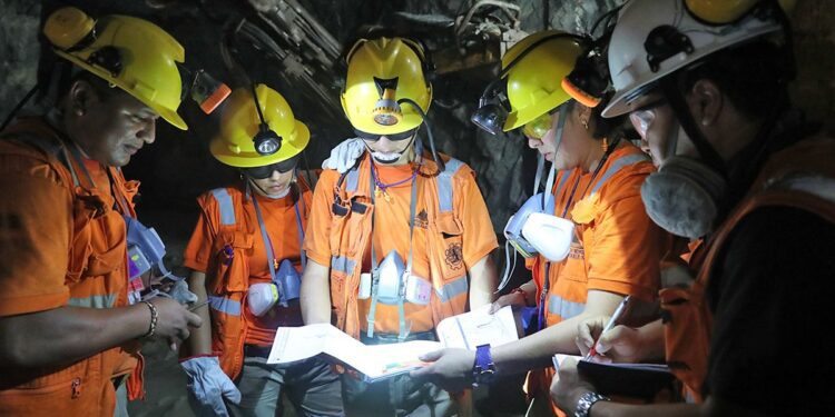 Descarbonización, eficiencia de costos y continuidad operacional, las tendencias que marcan el sector minero