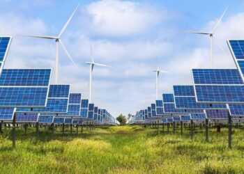 Inversión en transición energética alcanzaría 2 billones de dólares en el 2024