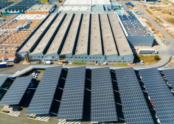 Almacenamiento y abasta aislado, dos opciones para acelerar el uso de energías renovables y reducir costos de energía