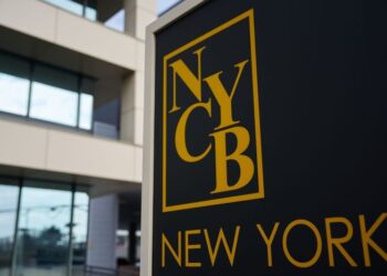 New York Community Bancorp adquiere activos de Signature Bank por 37,800 millones de dólares