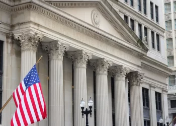 Reserva Federal de EEEUU deja sin cambio tasa de interés; anuncia un posible recorte en 2024