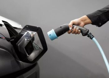 Ampere de Renault se asocia con LG Energy y CATL para una nueva tecnología de baterías para vehículos eléctricos