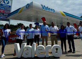 Valero abre su primera estación de servicio en Tepic, Nayarit