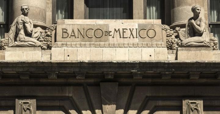 Divergencia del ciclo económico de México y EE.UU. determina recorte de 25pb de Banxico en su tasa de referencia