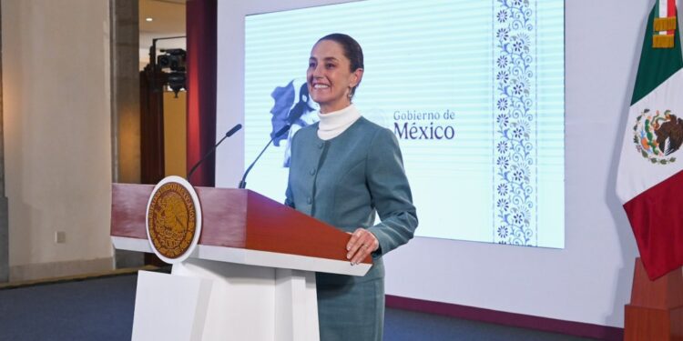 CFE y Pemex de nuevo empresas  públicas del Estado