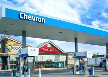 ¿Cuánto pagan de impuesto y tarifas la gasolina y el diésel en los Estados Unidos?