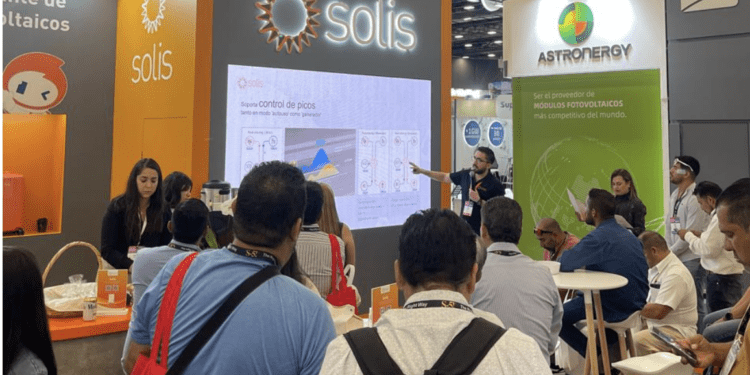 México podría alcanzar los 10GW de capacidad solar instalada en 2025: SOLIS