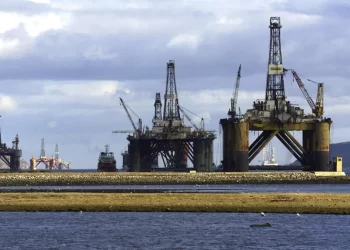 Shell arranca nuevas instalaciones en el Mar del Norte de Reino Unido y restablece producción de Penguis