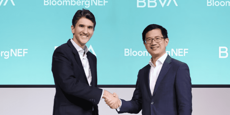 BBVA selecciona a BloombergNEF para fortalecer el conocimiento sobre la transición energética y tecnologías limpias