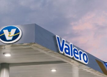 Valero reinicia importación de combustibles a México