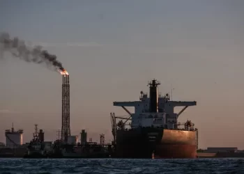 Mercado petrolero: shock de oferta tiraría precios del crudo en el último cuatrimestre