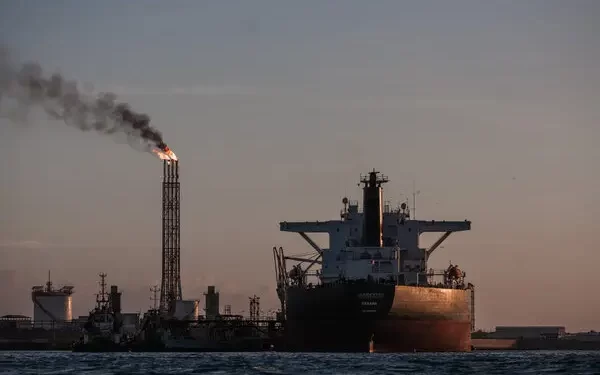 Mercado petrolero: shock de oferta tiraría precios del crudo en el último cuatrimestre