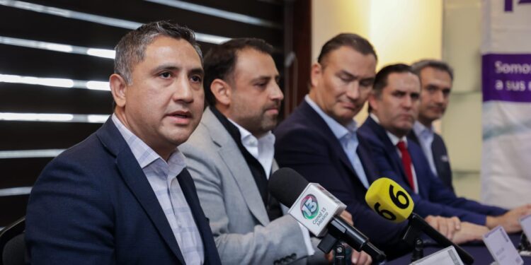 Jalisco lanza programa de financiamiento para energías renovables con una bolsa de 750 mdp