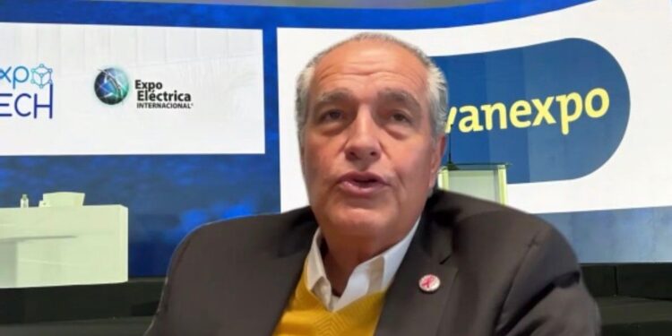 Alertan sobre los puntos vulnerables de la red eléctrica y el riesgo de apagones: Expo Eléctrica Internacional
