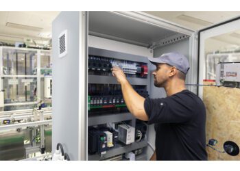 Schneider Electric presenta soluciones para la digitalización y automatización de la industria en ITM 2025