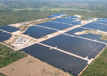 Arranca el Cotoperí Solar, el mayor complejo fotovoltaico de Centroamérica y el Caribe
