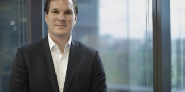 Reducir la huella del cuidado: el desafío climático del sistema de salud en América Latina 