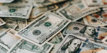 China necesita de Estados Unidos: el dólar sigue dominando el sector energético