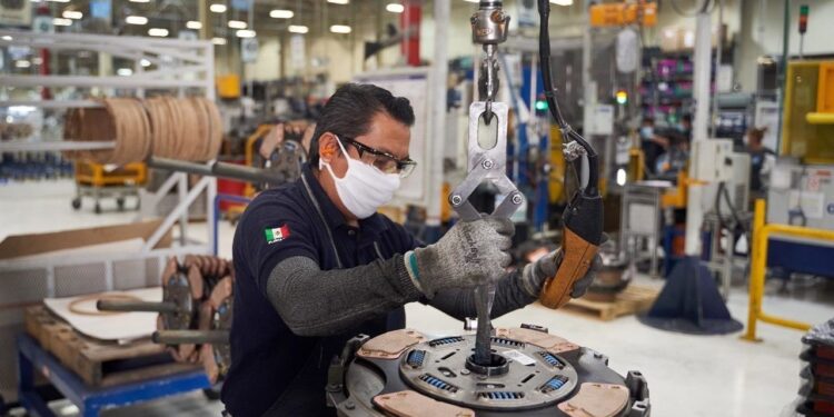 Hidalgo reporta el mayor crecimiento en actividad industrial estatal