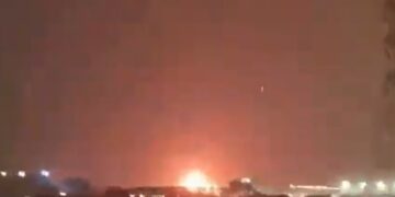 Precio del petróleo hasta 111 dólares por ataques a infraestructura energética del Medio Oriente