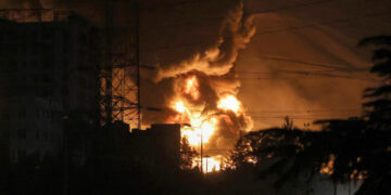 Precios del petróleo suben casi 60% en tres semanas del conflicto EE.UU. – Israel contra Irán