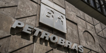Brasil líder en producción de petróleo y Argentina de gas en América Latina y el Caribe; México se rezaga