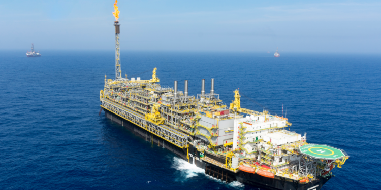 Baker Hughes extiende contrato de construcción de pozos integrados con Petrobras
