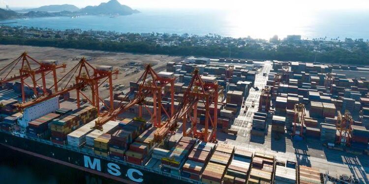 América Latina potencia exportadora de materias primas; exportaciones crecen 15.7% en el primer trimestre de 2026