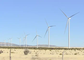 El parque eólico SunZia, el mayor de Estados Unidos, se prepara para iniciar operaciones comerciales