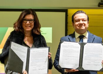 Petrobras y Pemex establecen alianza para explorar y producir en aguas profundas y ultraprofundas del Golfo de México