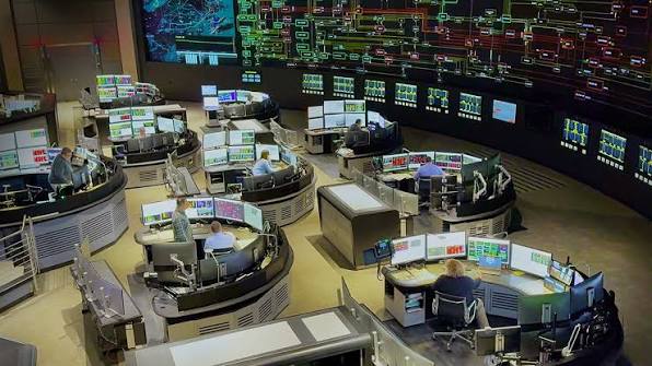 Nueva York importa más electricidad de Canadá tras la inauguración de la línea de transmisión de alta tensión