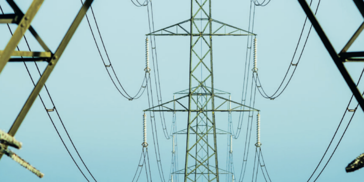 Conflicto en Oriente Medio hacen más rentables energías renovables: ahorros de 480 mil millones de dólares en costes de combustibles fósiles.